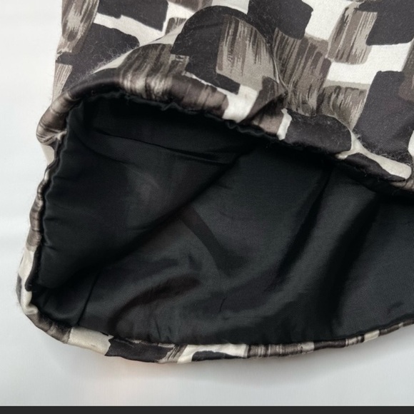 Lafayette 148 New York Abstract Geometric Print Knee Length Midi Pencil Skirt - Picture 4 of 9